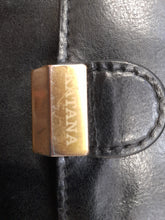 Charger l'image dans la galerie, Sacoche en Cuir Katana - Élégance et Praticité