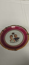 Charger l'image dans la galerie, Petite Assiette Décorative de Monaco - Élégance Royale
