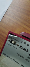 Charger l'image dans la galerie, Projecteur de diapositives Kodak 300 modèle F
